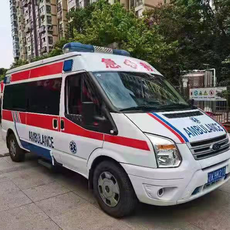 后安镇长途救护车护送病人返乡
